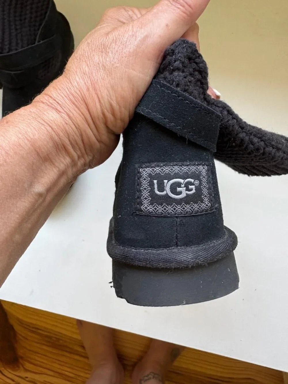 UGG sweater top
